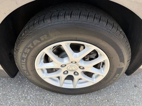 Used 2017 Chrysler Pacifica Touring FWD image 20