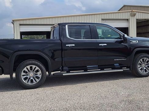 New 2026 GMC Sierra 1500 Denali w/ Technology Package image 8