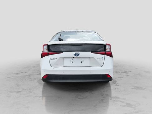 Used 2019 Toyota Prius XLE AWD/4WD image 7