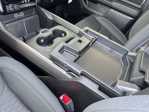 New 2026 RAM 1500 Big Horn AWD/4WD image 32