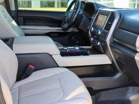 Used 2020 Ford Expedition Platinum image 21