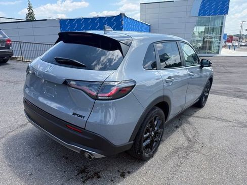 Used 2024 Honda HR-V Sport image 8