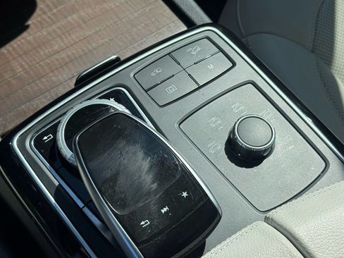 Used 2019 Mercedes-Benz GLE 43 AMG 4MATIC image 15