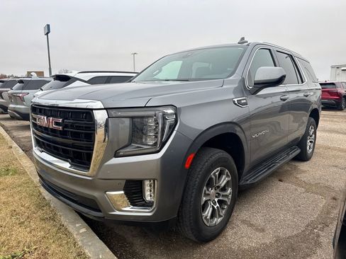 Used 2021 GMC Yukon SLE image 1