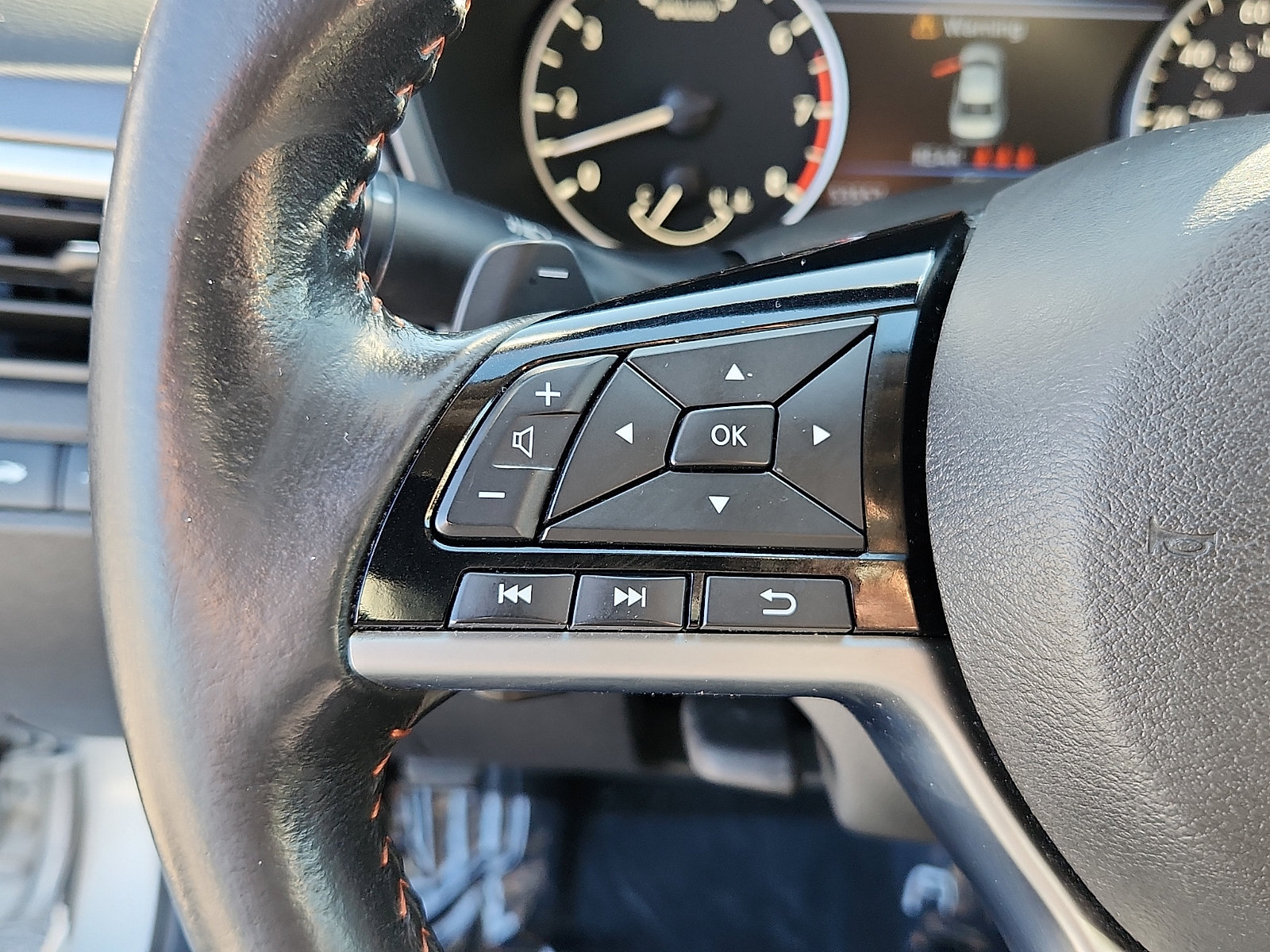 Used 2024 Nissan Altima 2.5 SR FWD image 20