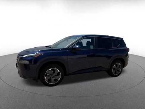 Used 2025 Nissan Rogue SV FWD image 8