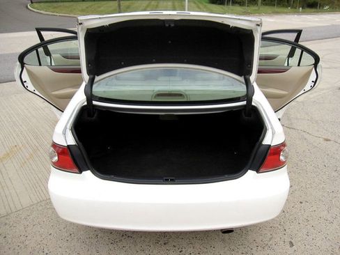 Used 2004 Lexus ES 330 image 29