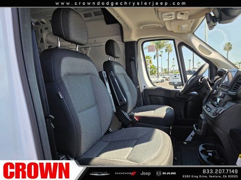 Used 2026 RAM ProMaster 2500 w/ Convenience Group FWD image 11