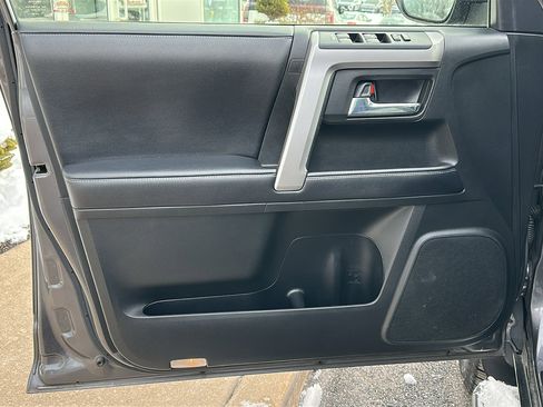 Used 2019 Toyota 4Runner SR5 Premium image 15