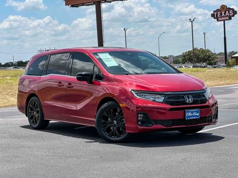 Used 2026 Honda Odyssey Sport-L image 2