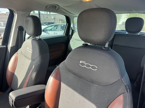 Used 2014 FIAT 500L Trekking w/ Popular Equipment Group FWD image 13