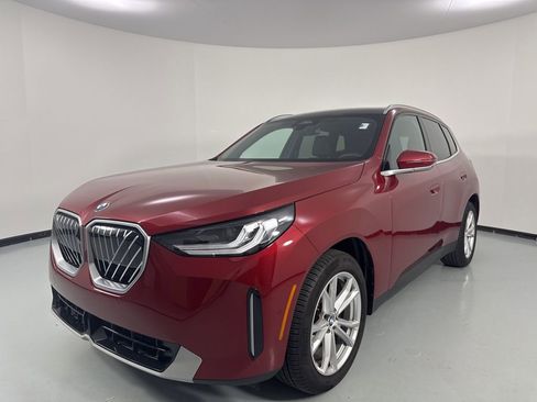 Certified 2025 BMW X3 xDrive30i AWD/4WD image 3