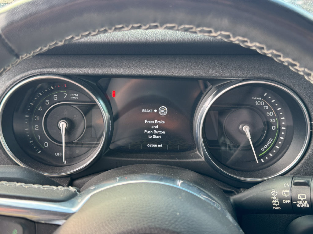 Used 2023 Jeep Wrangler Unlimited Sahara w/ Cold Weather Group AWD/4WD image 25