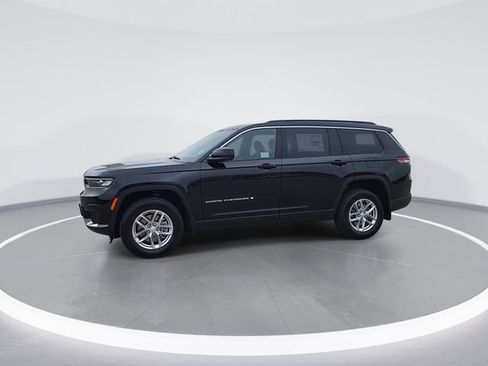 New 2026 Jeep Grand Cherokee L Laredo image 4
