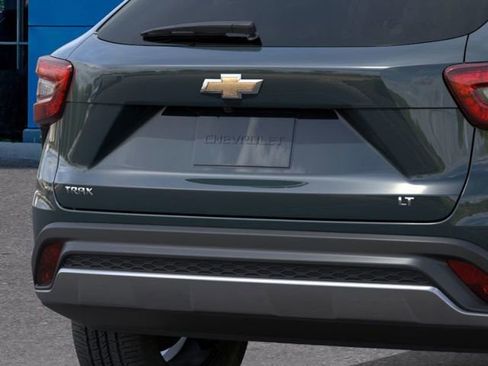 New 2026 Chevrolet Trax LT image 14