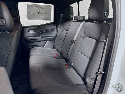 Used 2025 Chevrolet Colorado Trail Boss image 10