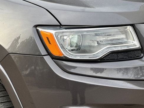 Used 2016 Jeep Grand Cherokee Overland image 10