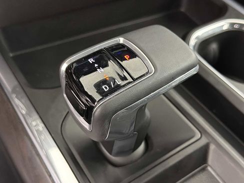 Used 2024 GMC Sierra 1500 SLT w/ SLT Premium Package image 30