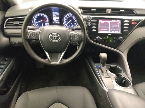 Used 2020 Toyota Camry LE image 22