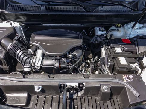 Used 2023 GMC Acadia AT4 w/ Technology Package image 26