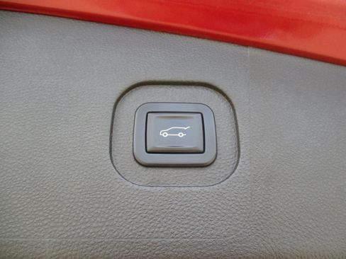 Used 2013 GMC Terrain SLT AWD/4WD image 18