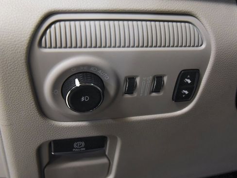 Used 2022 Jeep Wagoneer Series I w/ Premium Group I image 18