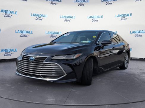Used 2022 Toyota Avalon Limited w/ Advanced Safety Package FWD image 11