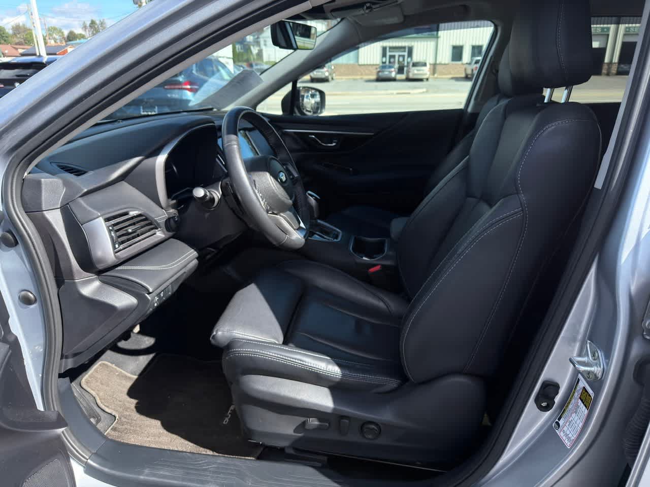 Used 2024 Subaru Outback Limited AWD/4WD image 18