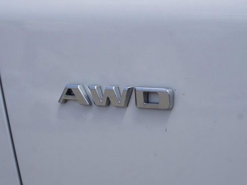 Used 2024 Cadillac XT5 Sportv AWD/4WD image 19