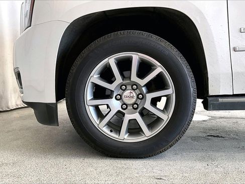 Used 2020 GMC Yukon Denali image 6