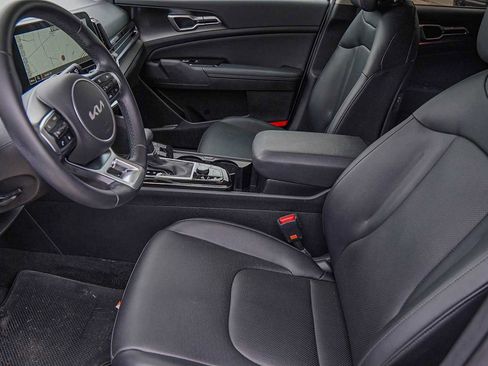 Certified 2023 Kia Sportage EX image 10