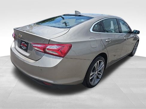 Used 2024 Chevrolet Malibu LT FWD image 3