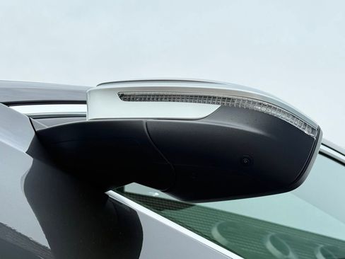 New 2025 Audi SQ5 Premium Plus image 36