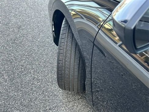 Certified 2025 Hyundai Elantra Sport w/ Cargo Package image 10