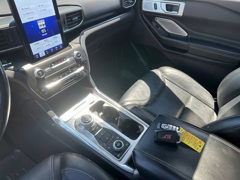 Used 2020 Ford Explorer ST w/ ST Street Pack AWD/4WD image 18