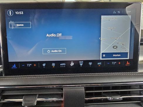 Used 2025 Lincoln Corsair AWD w/ Equipment Group 101A image 27