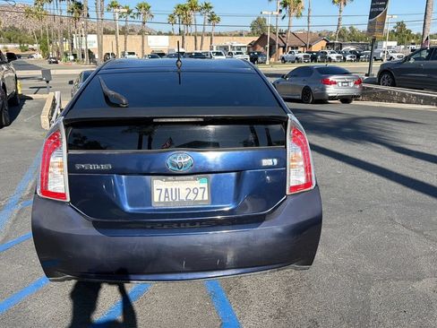 Used 2013 Toyota Prius Two FWD image 5