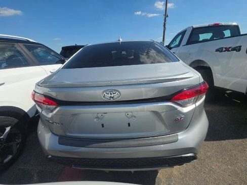 Used 2022 Toyota Corolla SE FWD image 8