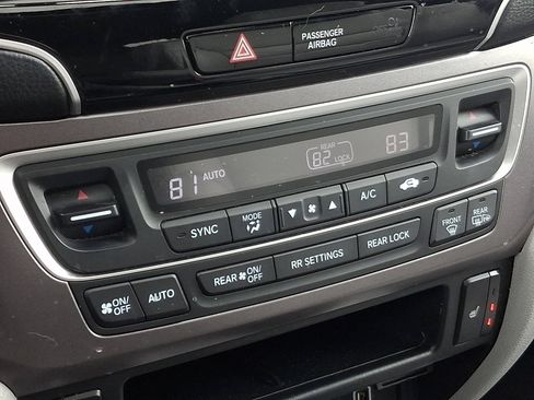 Used 2021 Honda Pilot EX-L image 17