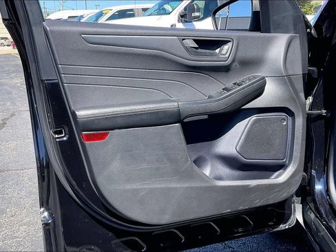 Certified 2024 Ford Escape Active AWD/4WD image 22