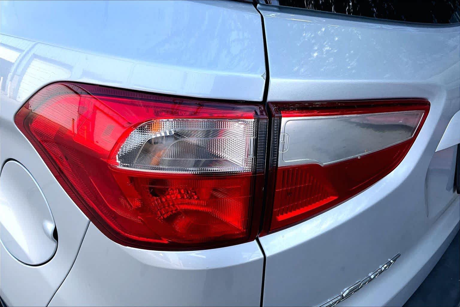 Certified 2021 Ford EcoSport S FWD image 28