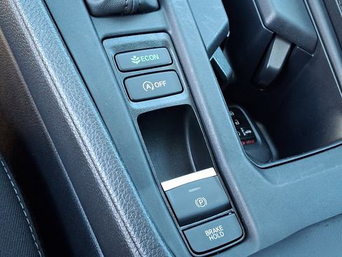Used 2023 Honda Accord EX image 23