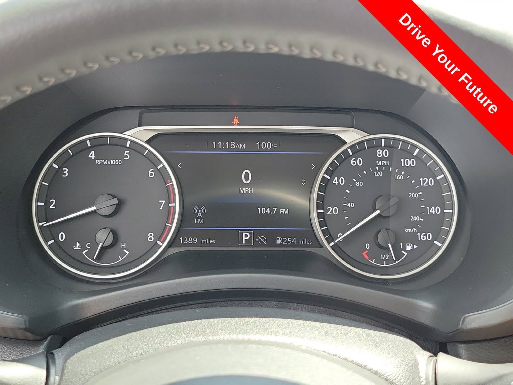 Used 2025 Nissan Sentra SV w/ SV Premium Package FWD image 8