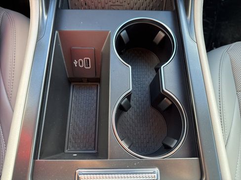 New 2026 Lincoln Nautilus Premier w/ Equipment Group 102A image 22