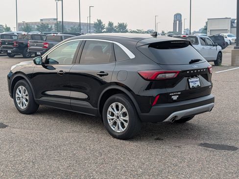 Used 2023 Ford Escape Active AWD/4WD image 6