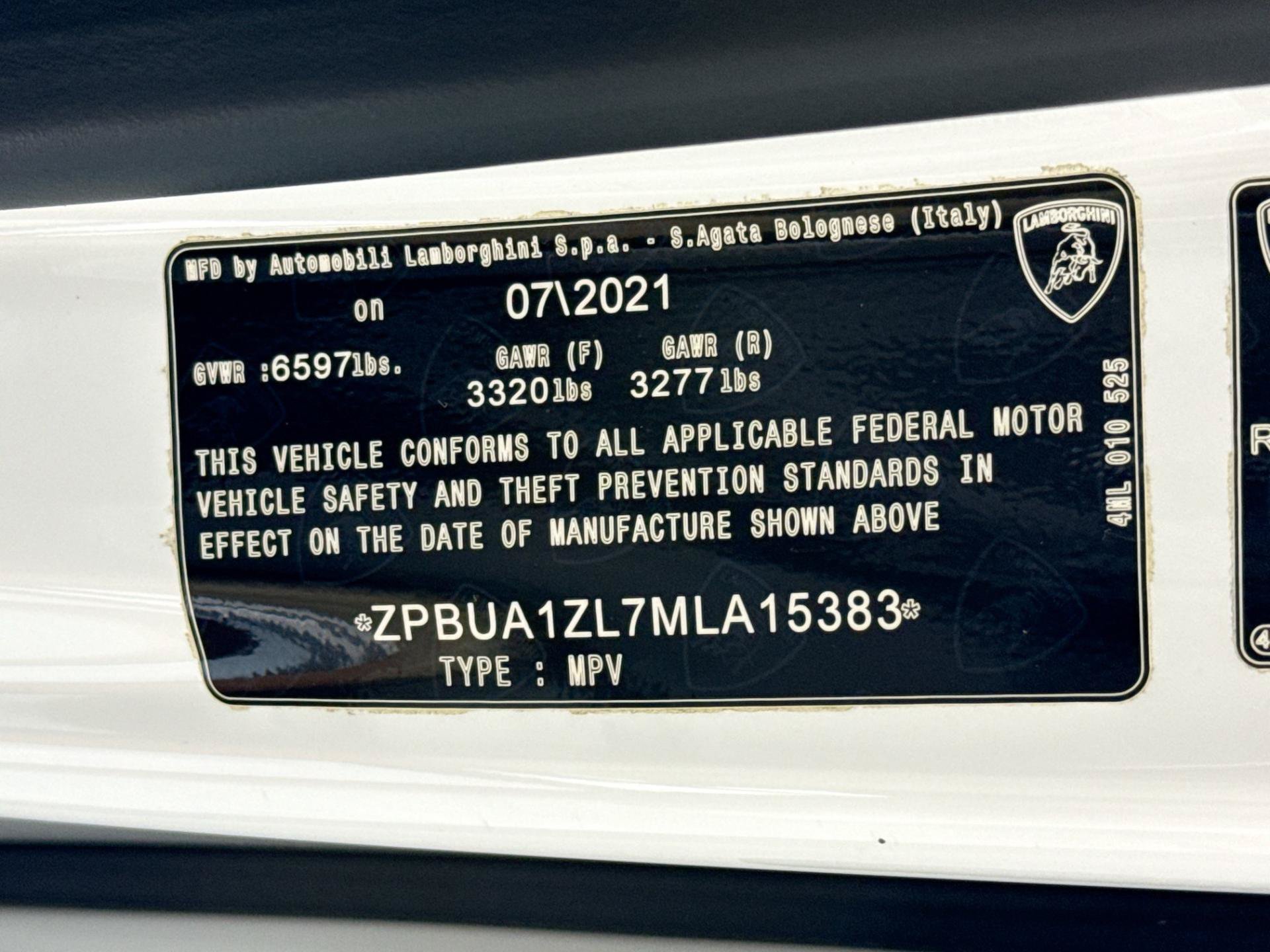 Used 2021 Lamborghini Urus AWD/4WD image 33