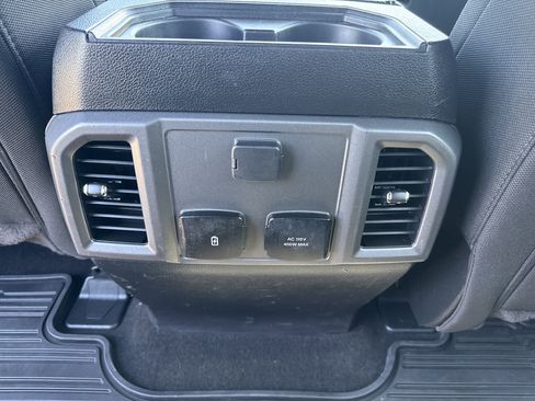 Used 2020 Ford F150 XLT w/ Equipment Group 302A Luxury AWD/4WD image 16