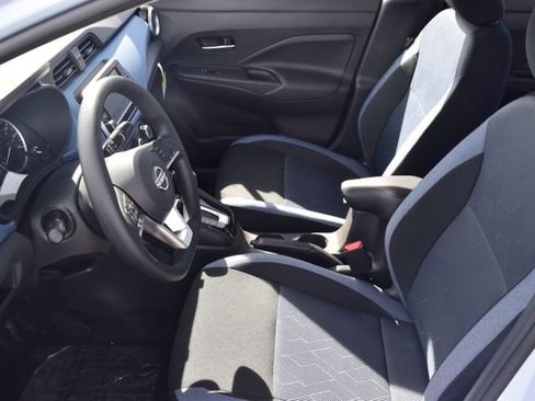 New 2025 Nissan Versa SV w/ Trunk Package FWD image 10