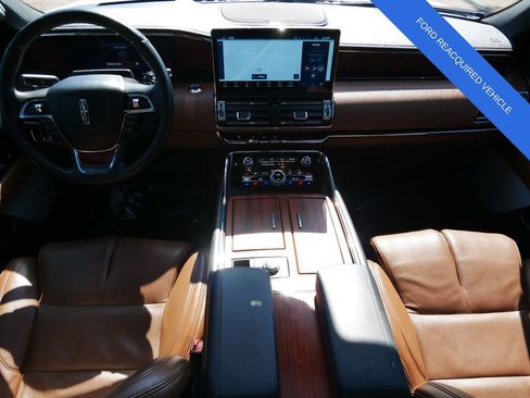 Used 2024 Lincoln Navigator L Reserve AWD/4WD image 13