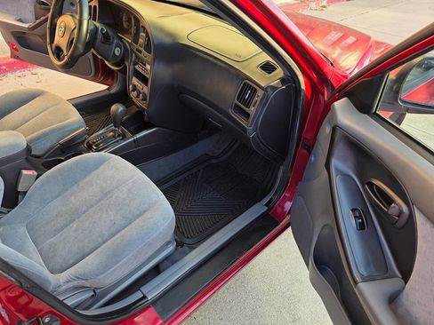 Used 2005 Hyundai Elantra GLS image 9